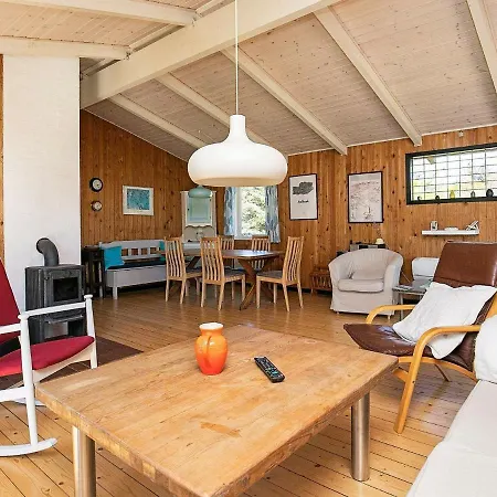 4 Person Holiday Home In Lb K *
